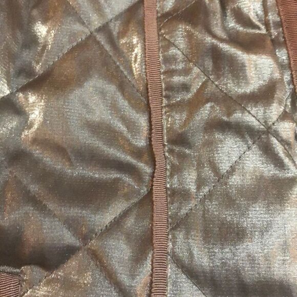 Chico’s fur collar Quilted vest. Bronze. 0 Chicos - Picture 3 of 6
